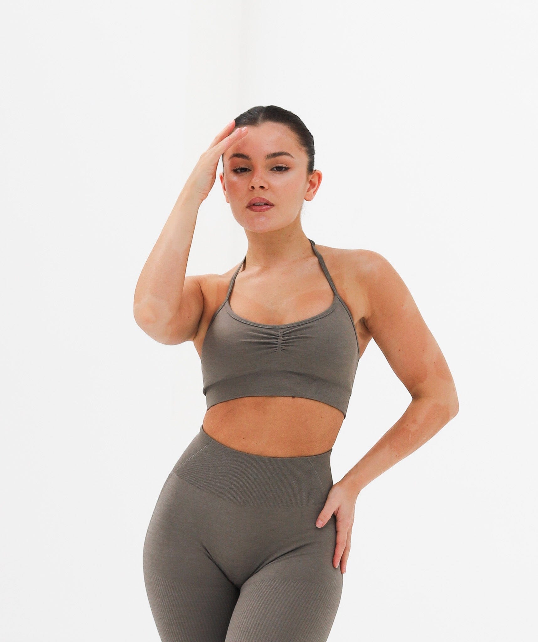 Werk - Aura Dance Bra Top - Grey Activewear Crop Top with Scoop Neck – Werk  Dancewear