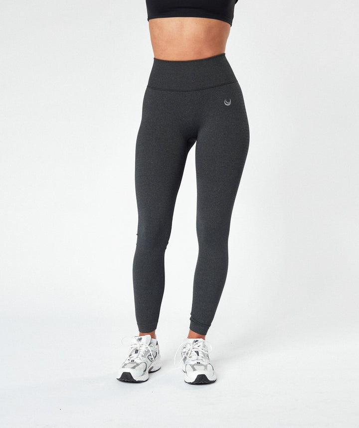 V-seam Leggings